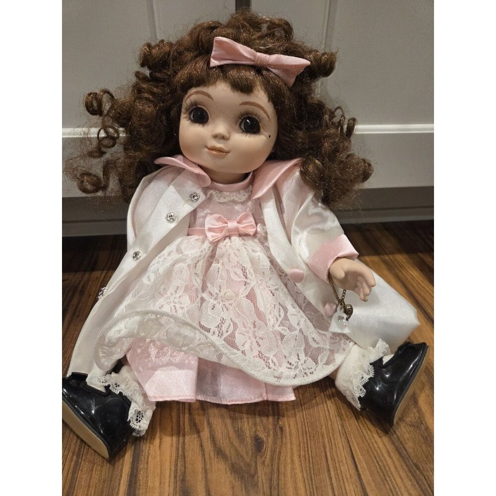Marie Osmond Adora Belle Doll 1997 Limited Edition 17876/20000 w Box COA Outfit - Picture 4 of 14